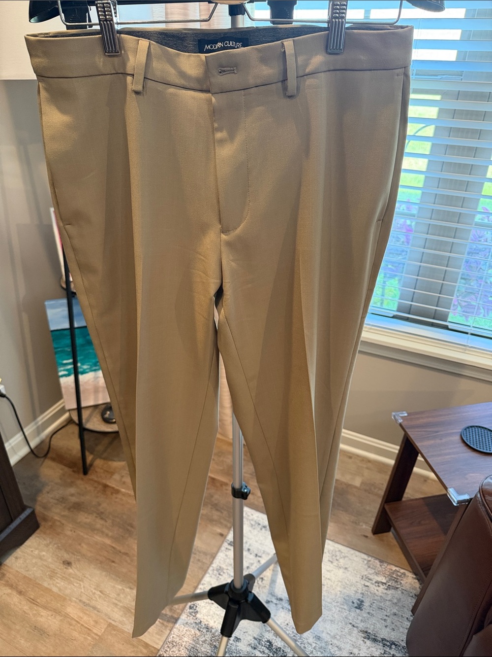 Modern Culture Men's Tan Dress Trousers – 32x30 flat front